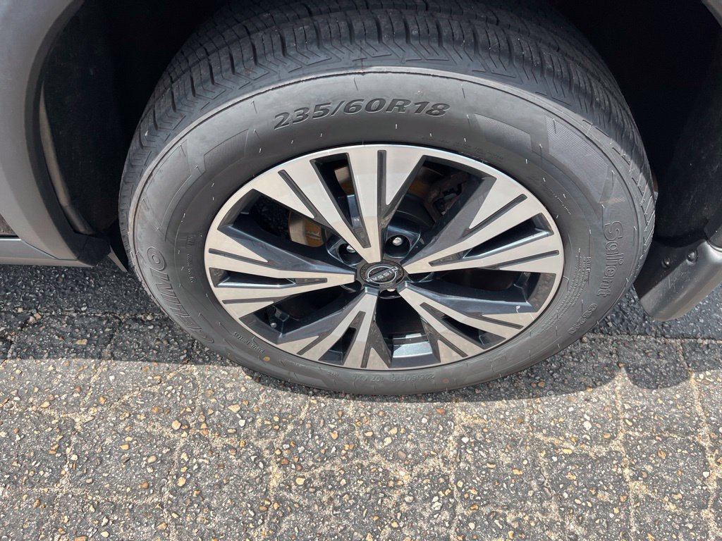 Used 2023 Nissan Rogue SV AWD/4WD image 42