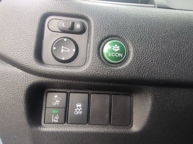 Used 2022 Honda Pilot Sport image 17