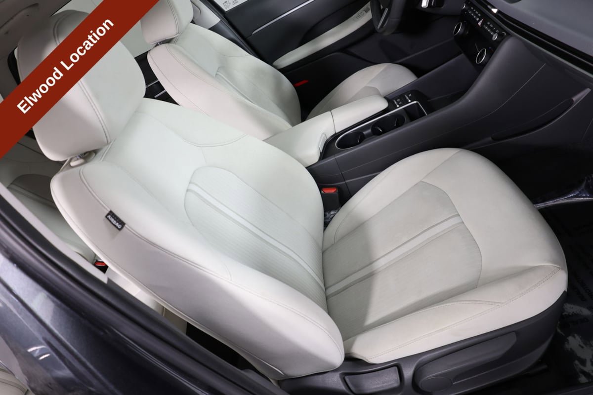 Used 2024 Hyundai Sonata SEL w/ Convenience Package FWD image 28