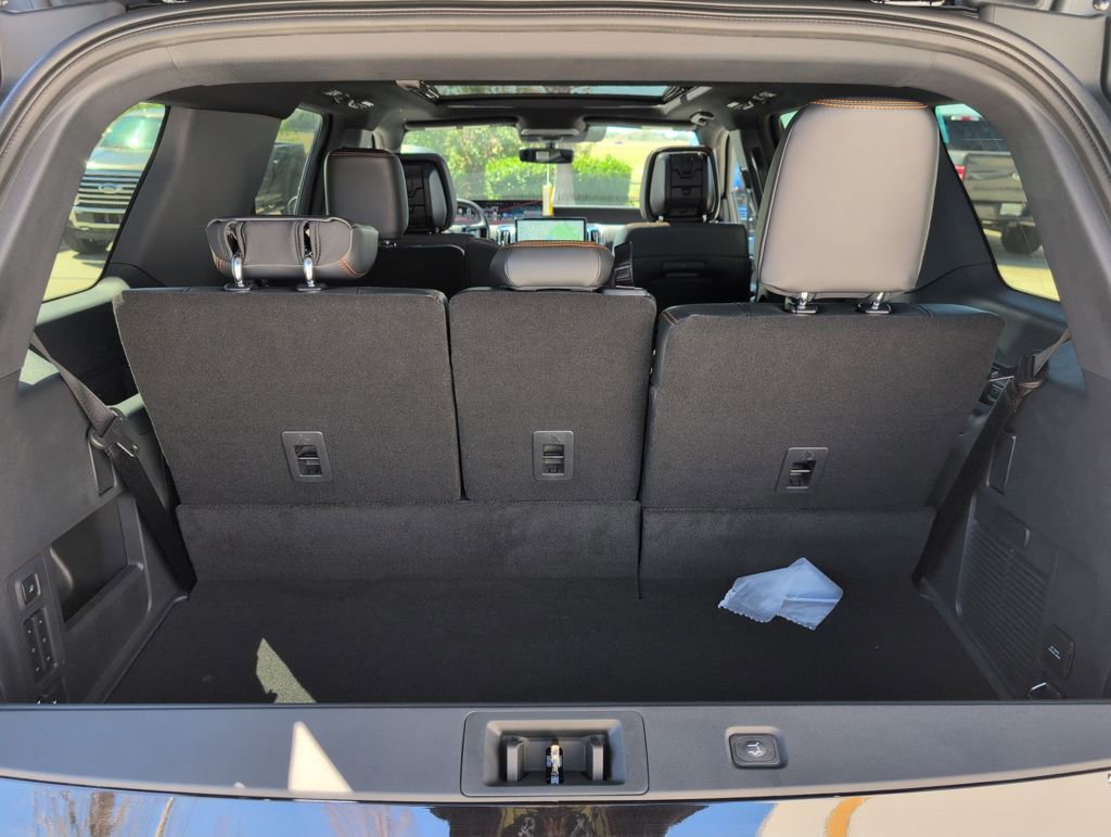 New 2026 Ford Expedition Tremor image 29