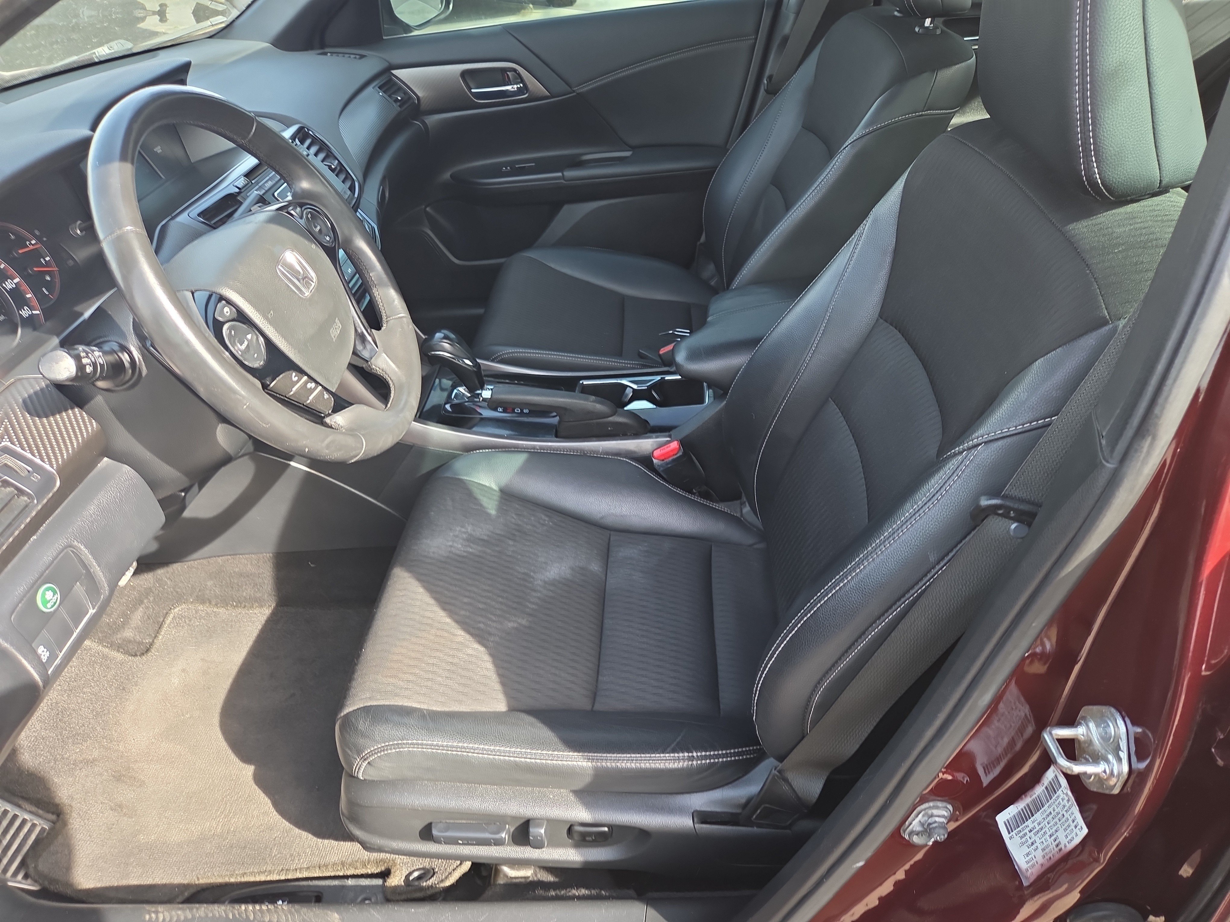 Used 2016 Honda Accord Sport image 10