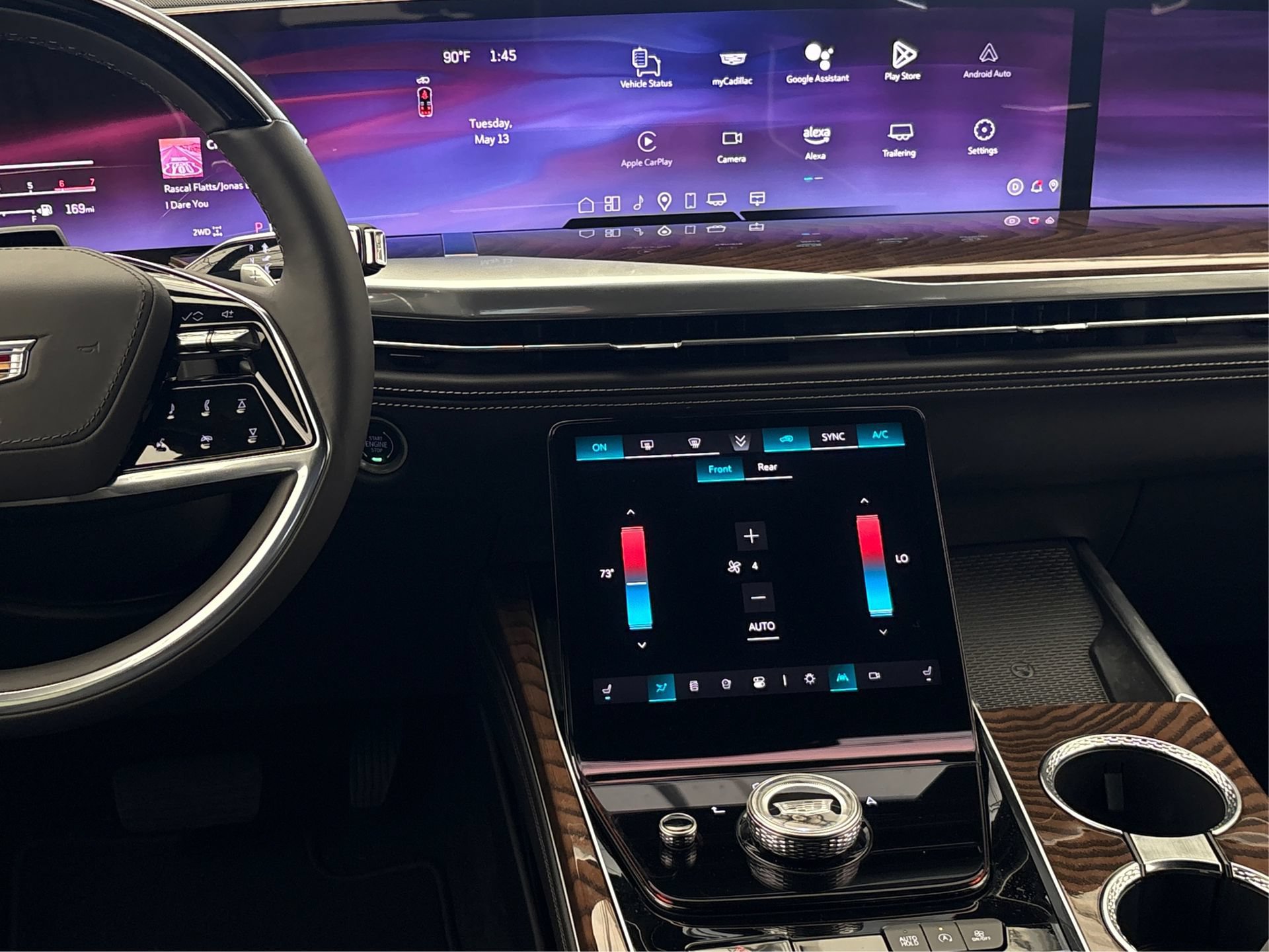 New 2025 Cadillac Escalade ESV Sport Platinum AWD/4WD image 16