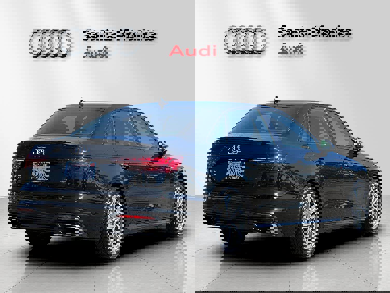 Used 2025 Audi A4 2.0T Premium w/ Convenience Package image 2