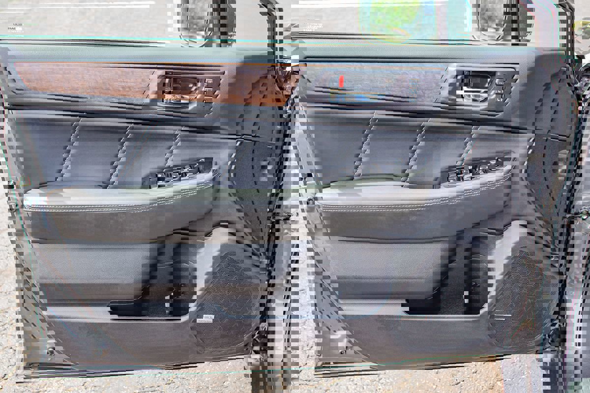 Used 2019 Subaru Outback 2.5i Limited w/ Popular Package #2 image 13