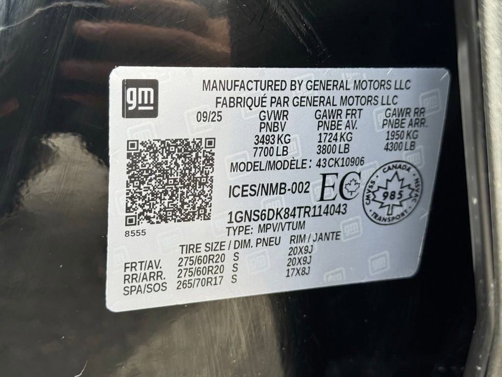 Used 2026 Chevrolet Suburban Z71 w/ Comfort Package AWD/4WD image 26