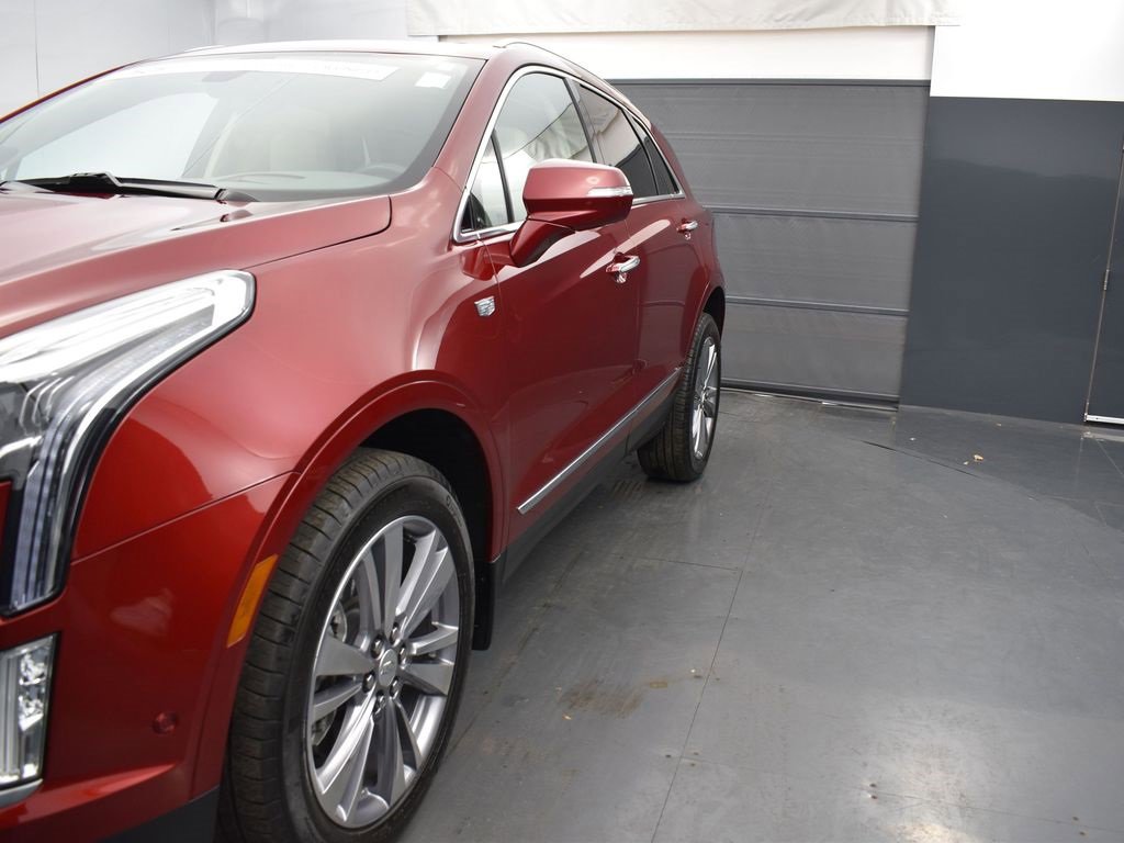 Certified 2022 Cadillac XT5 Premium Luxury w/ Technology Package image 37