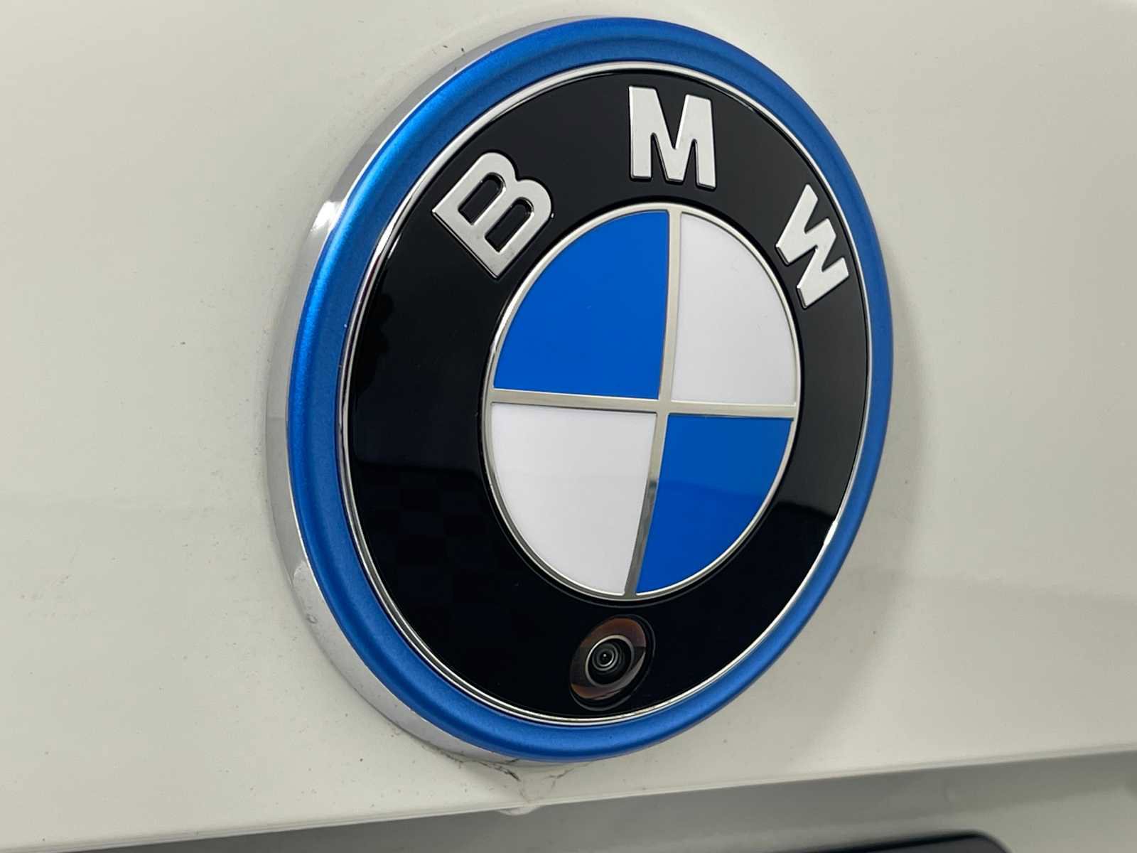 Used 2025 BMW i4 eDrive40 w/ Premium Package image 10