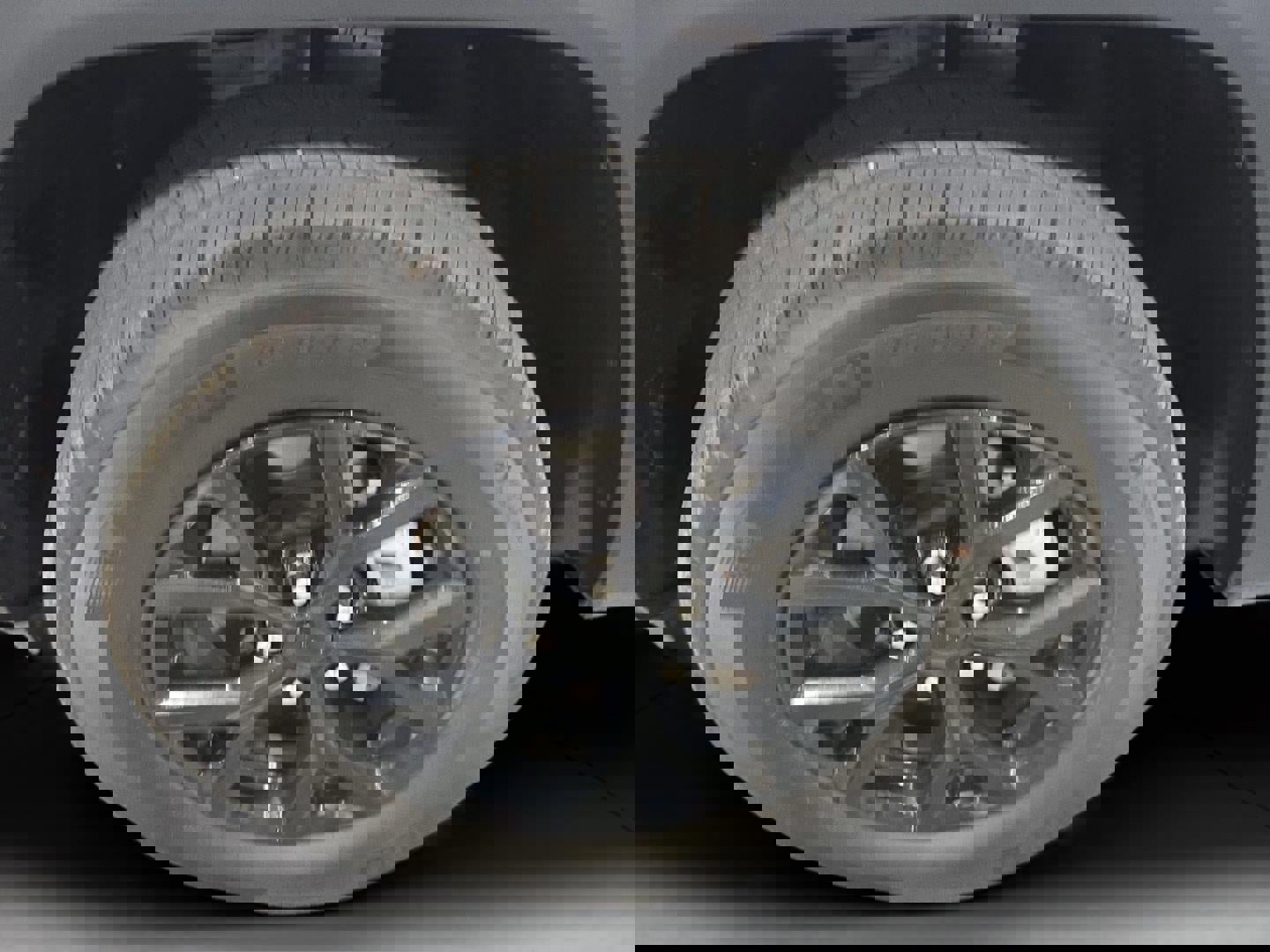 Used 2024 Jeep Grand Cherokee Altitude image 27