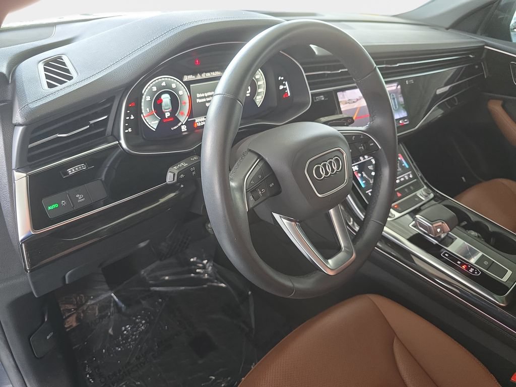 Used 2023 Audi Q8 Premium Plus w/ Premium Plus Package AWD/4WD image 25