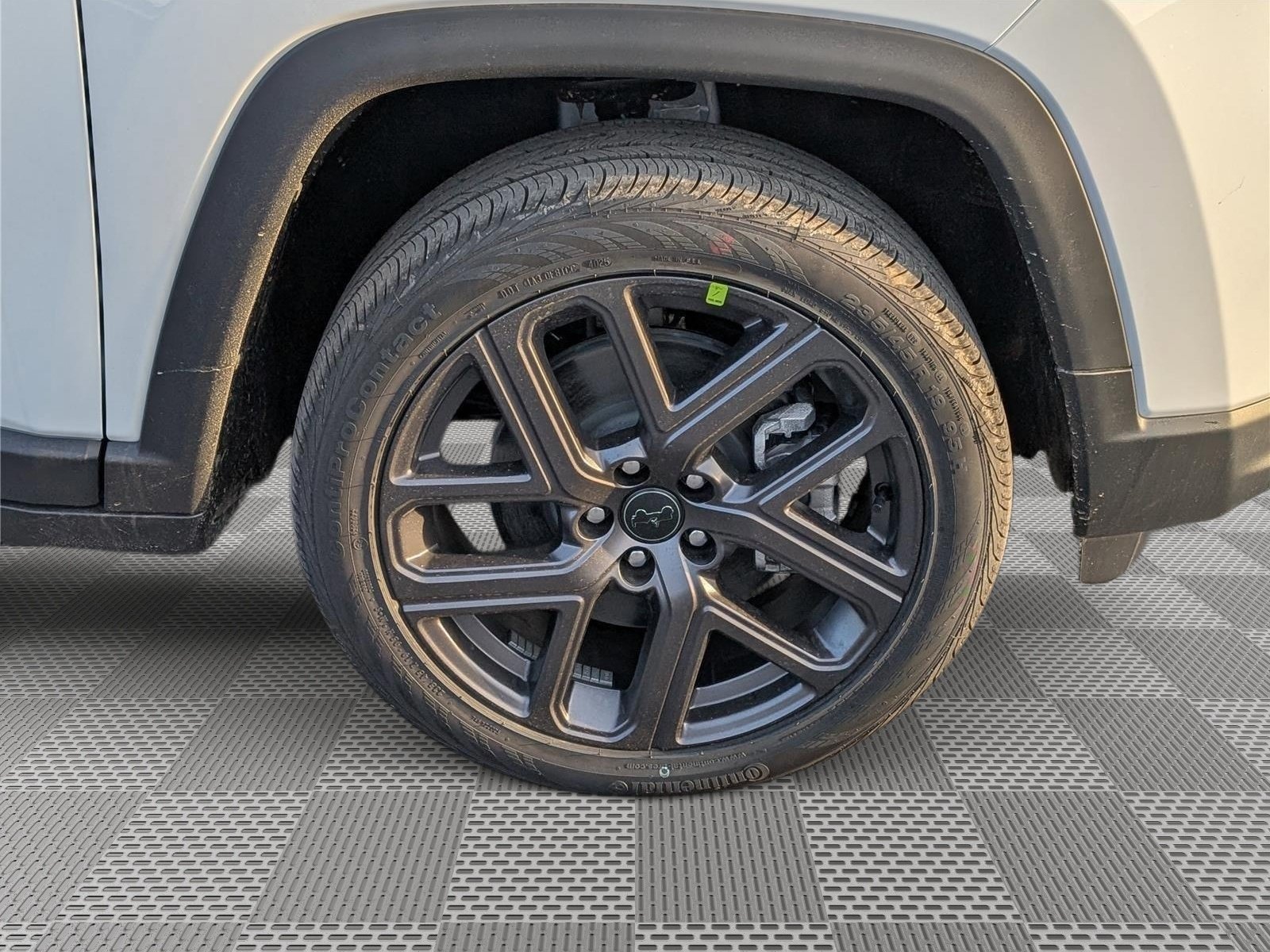 New 2026 Jeep Compass Latitude AWD/4WD image 5