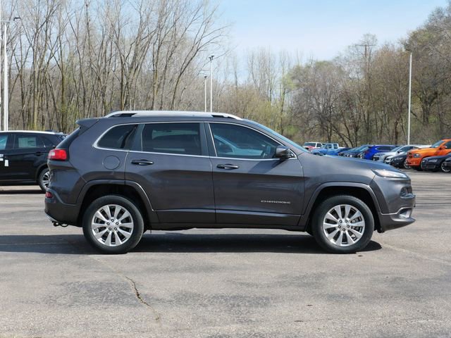 Used 2018 Jeep Cherokee Overland w/ Heavy Duty Protection Group AWD/4WD image 6