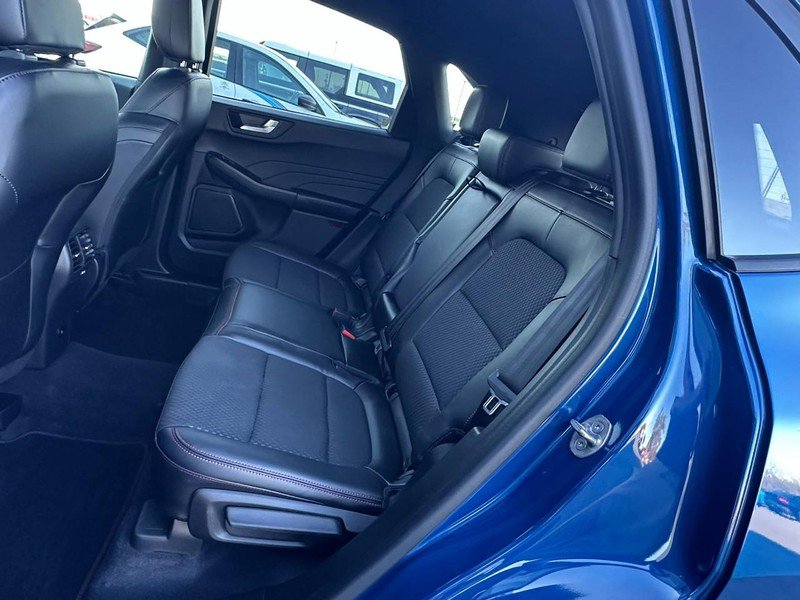 Used 2023 Ford Escape ST-Line w/ Tech Pack #1 image 11