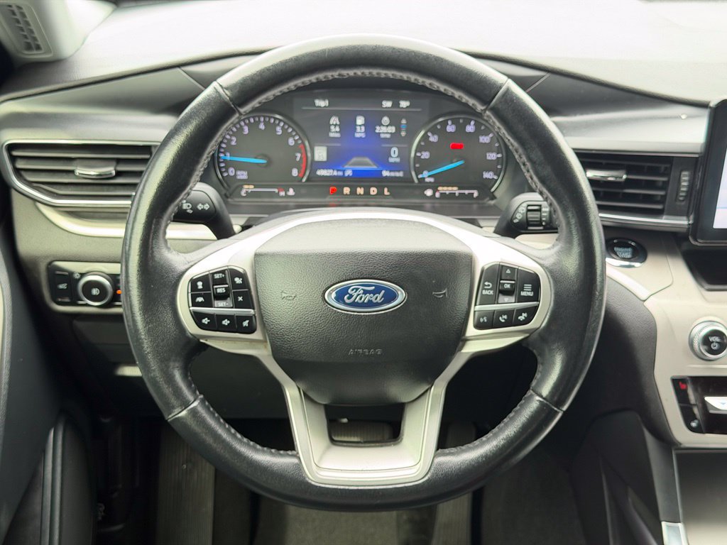 Used 2023 Ford Explorer XLT w/ Equipment Group 202A RWD image 32
