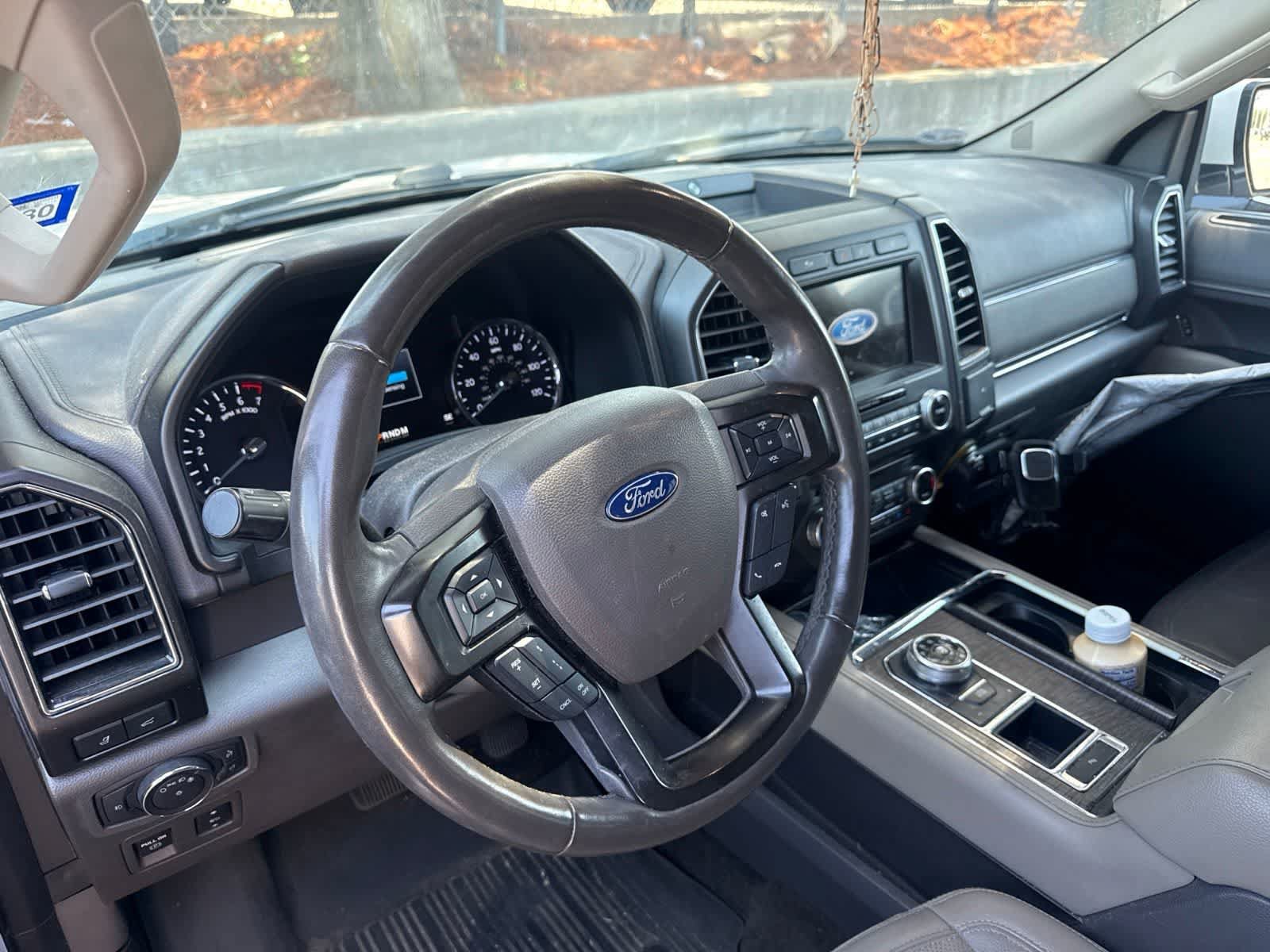 Used 2018 Ford Expedition Max Limited w/ Equipment Group 301A RWD image 8