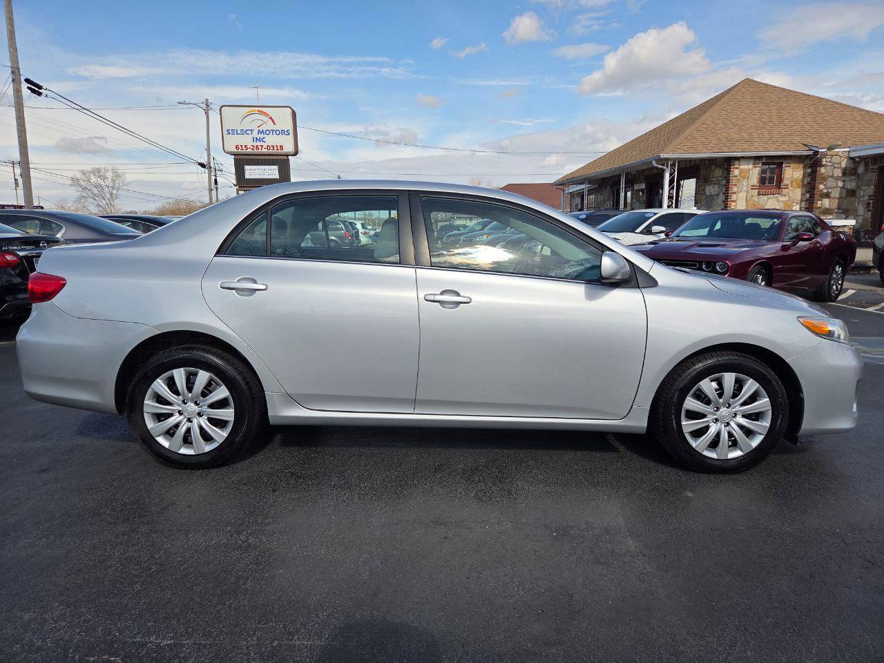 Used 2013 Toyota Corolla LE image 6
