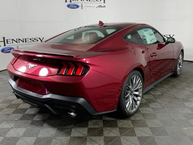 Used 2025 Ford Mustang Premium image 7