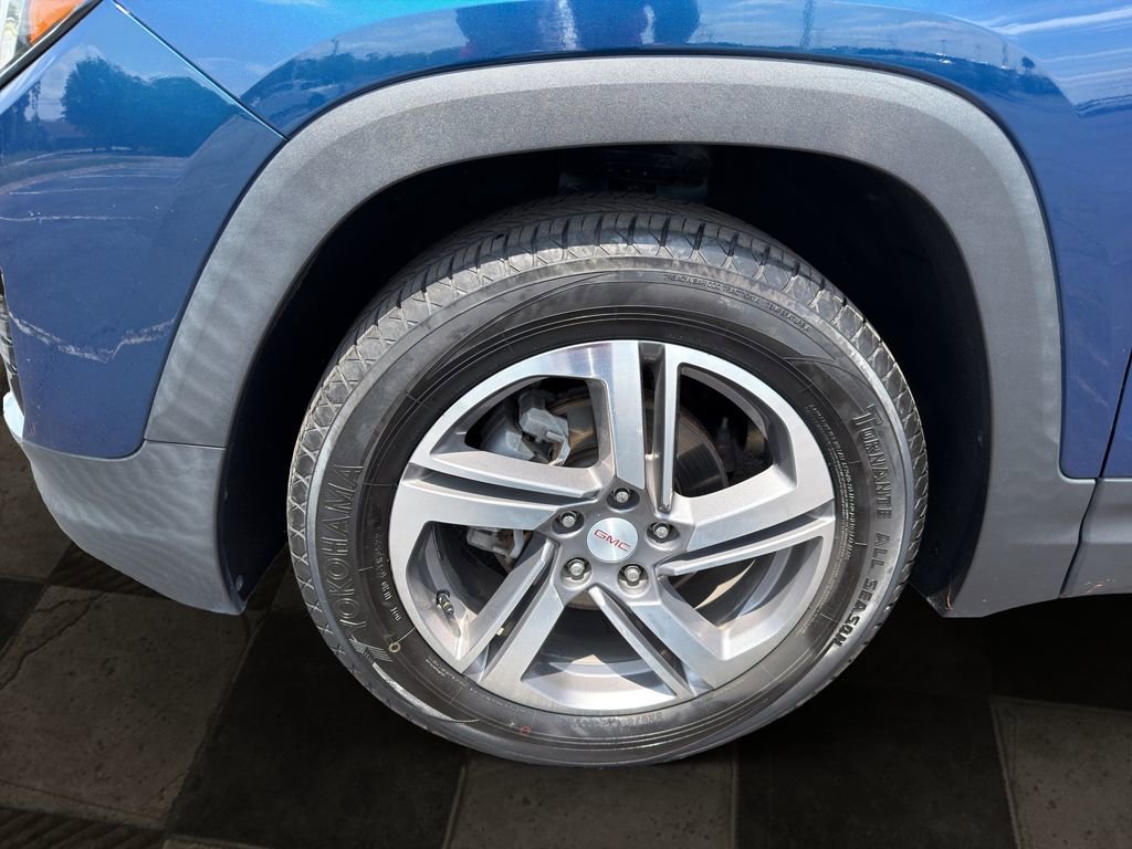Certified 2019 GMC Terrain SLT w/ Preferred Package AWD/4WD image 9