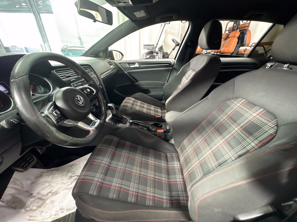Used 2017 Volkswagen GTI S FWD image 12