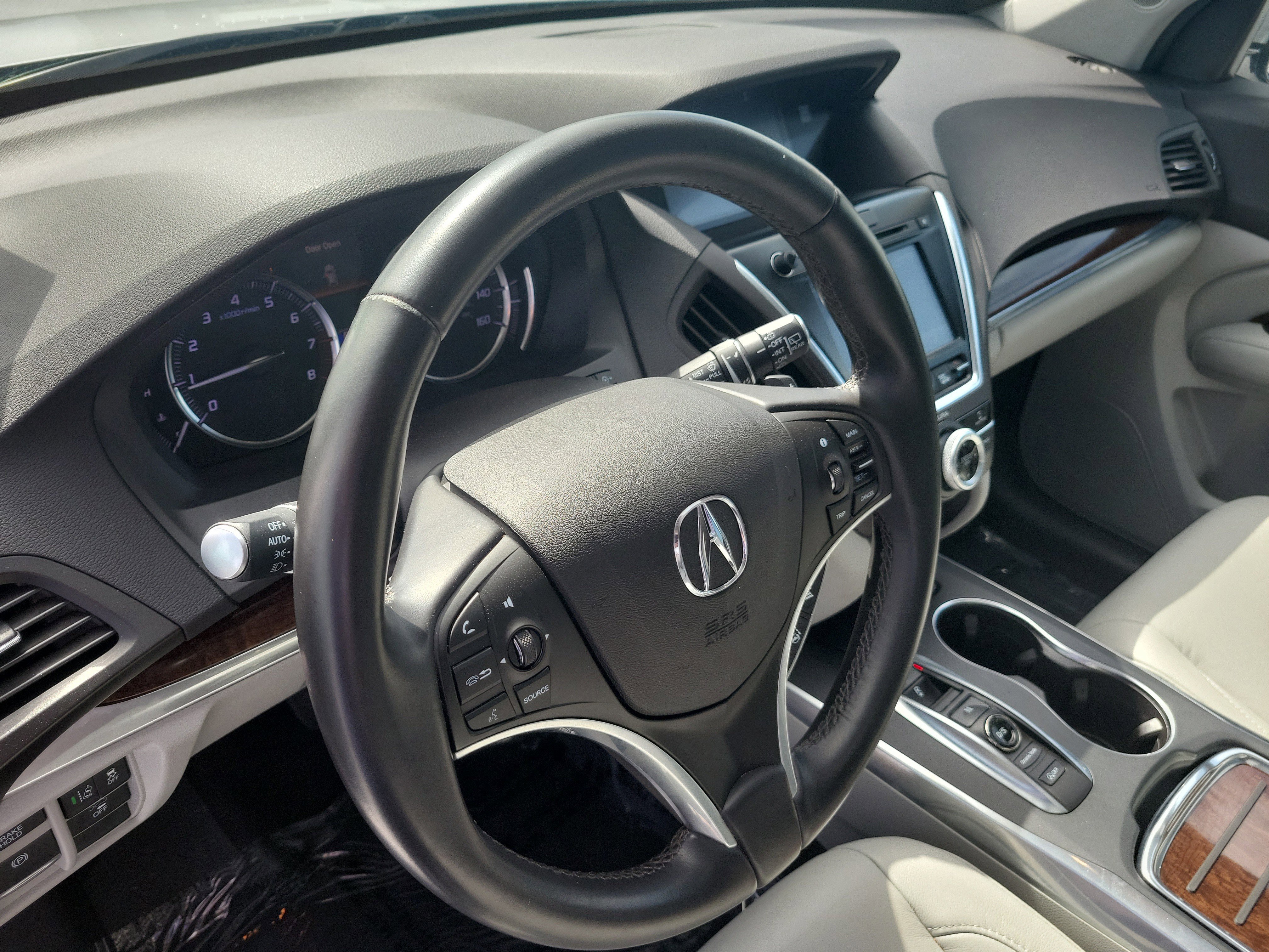 Used 2020 Acura MDX FWD image 26