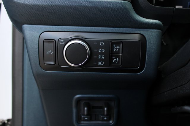 New 2025 Ford Maverick Lariat w/ Black Appearance Package image 9