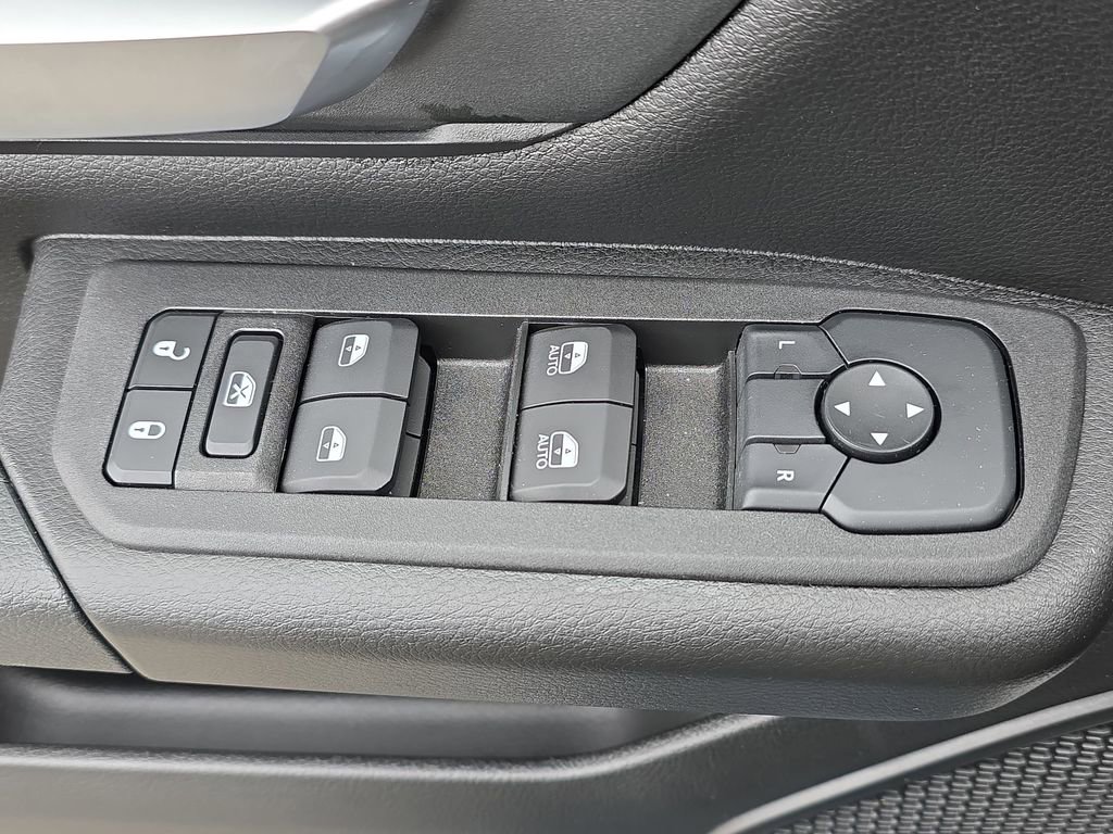 Used 2025 RAM 1500 Tradesman w/ Night Edition image 30