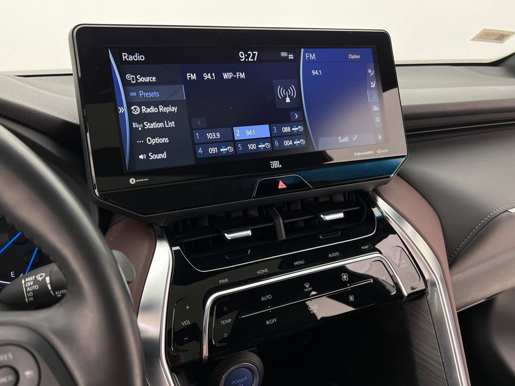 Used 2022 Toyota Venza Limited w/ Advanced Technology Package image 3