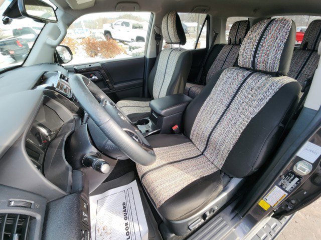 Used 2022 Toyota 4Runner TRD Off-Road image 28