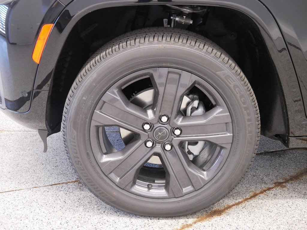 New 2027 Jeep Grand Cherokee Limited AWD/4WD image 11