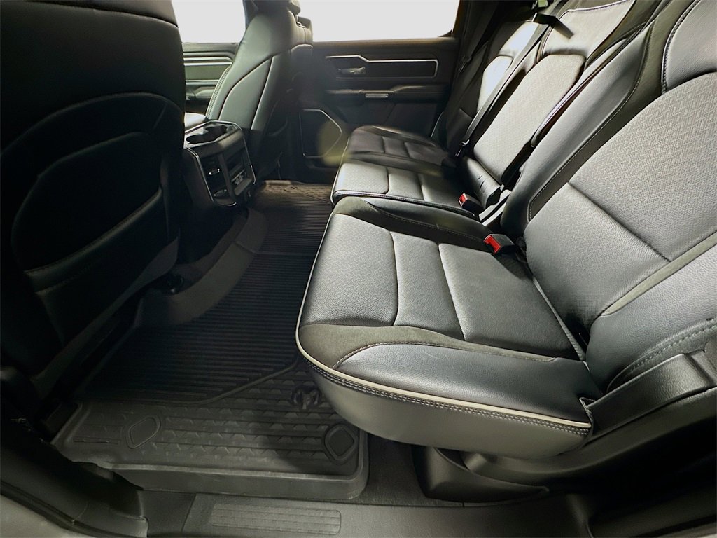 Used 2024 RAM 1500 Laramie image 26