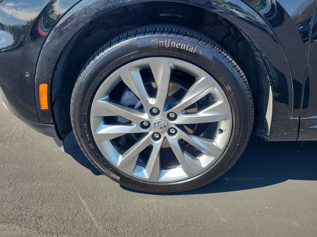Used 2023 Buick Envision Avenir image 17