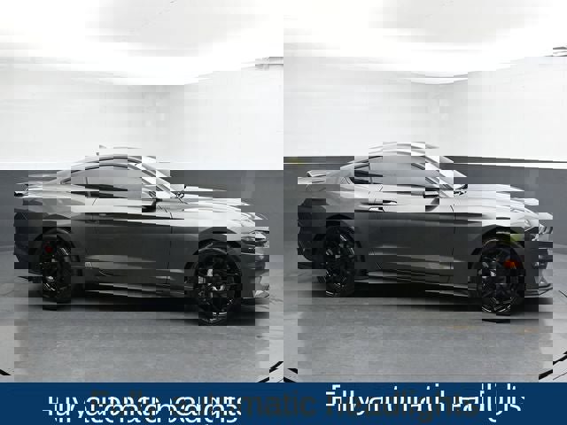 Used 2020 Ford Mustang EcoBoost image 12