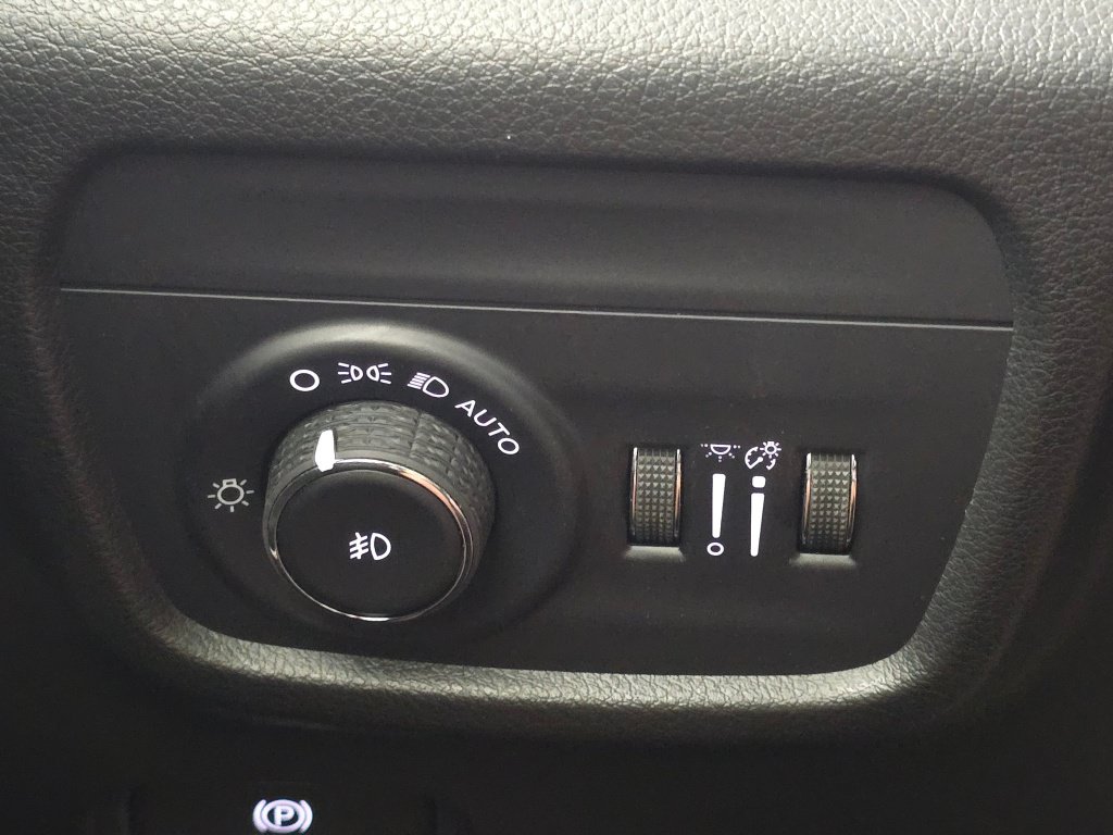 New 2026 Jeep Grand Cherokee Limited AWD/4WD image 33