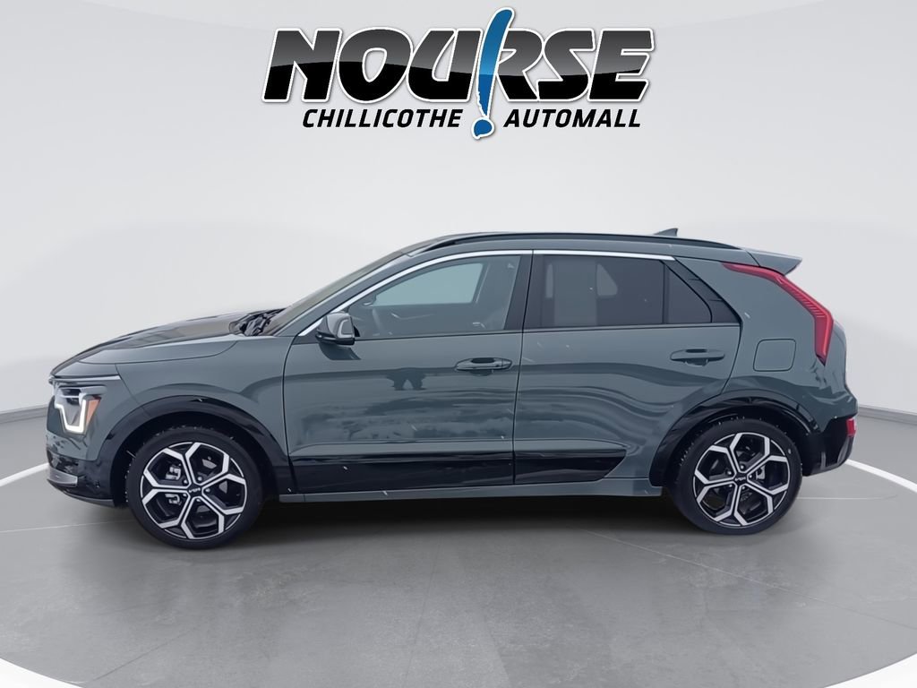 Used 2024 Kia Niro EX Touring image 5