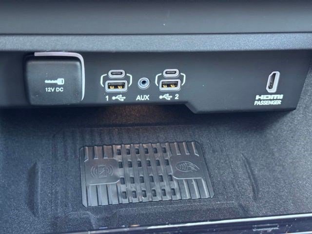 New 2026 Jeep Grand Wagoneer Summit w/ Premium Group III AWD/4WD image 24