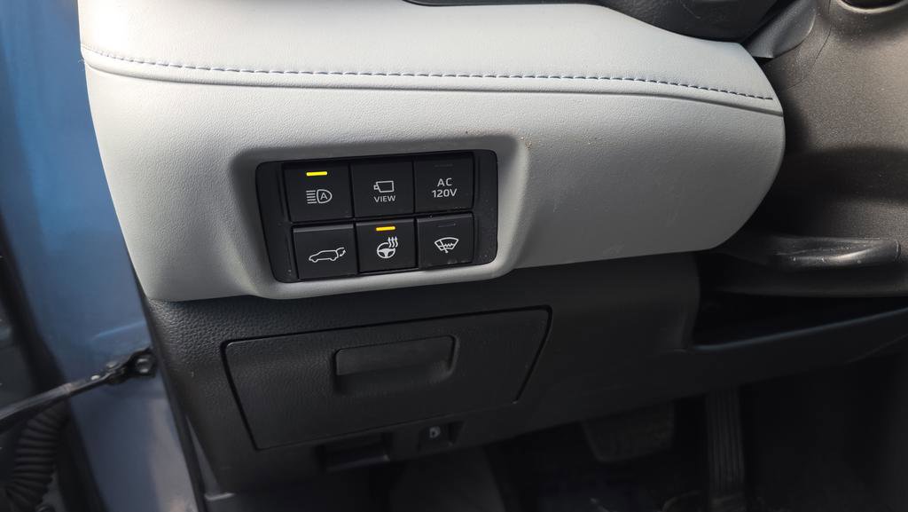 Used 2021 Toyota Highlander Platinum image 19