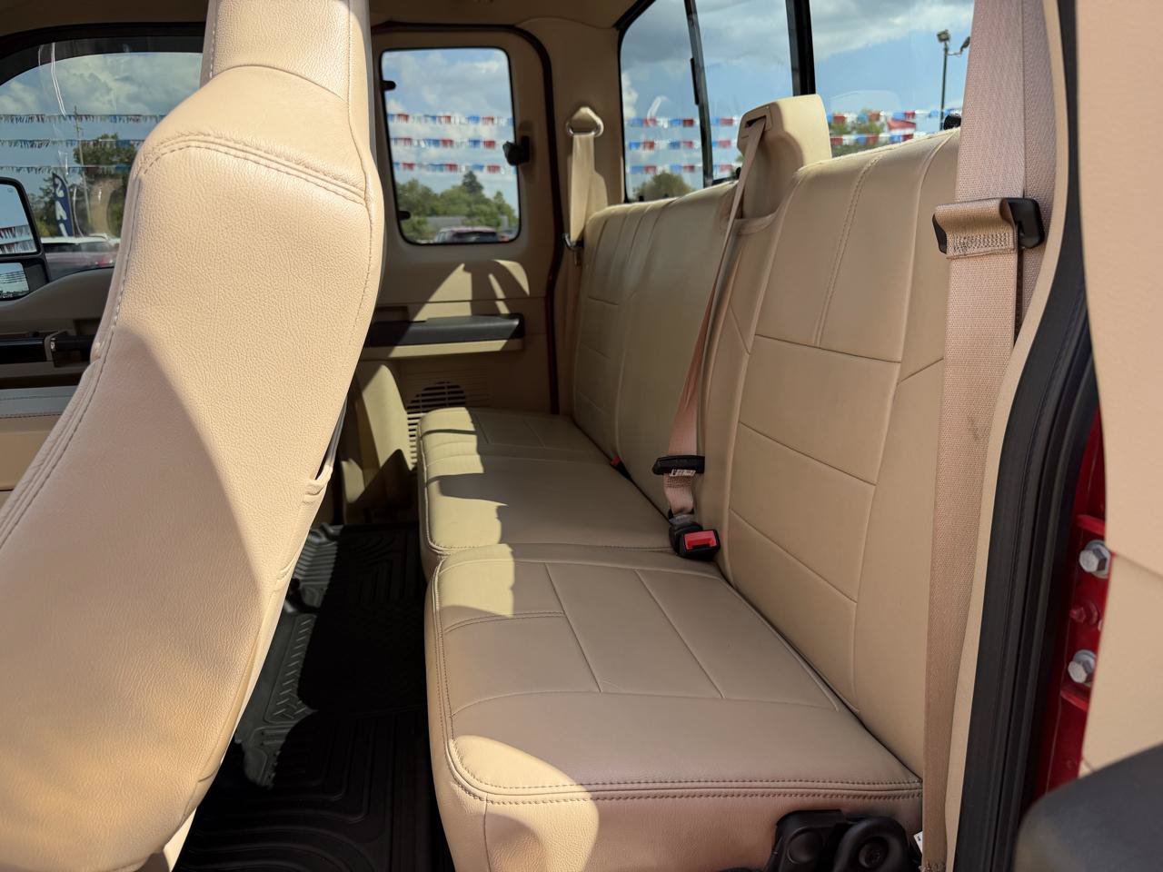 Used 2010 Ford F350 Lariat AWD/4WD image 17