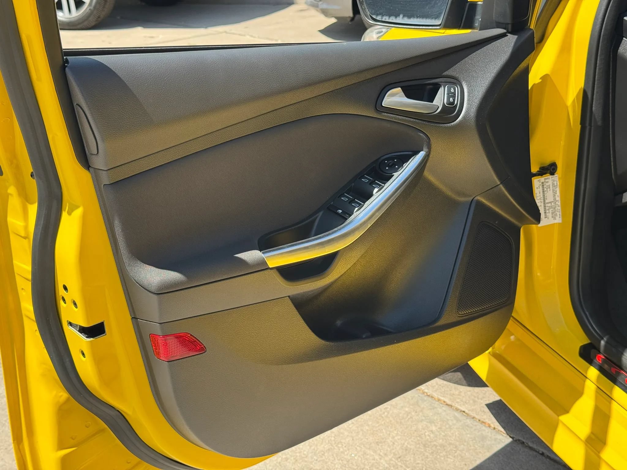 Used 2017 Ford Focus ST FWD image 14