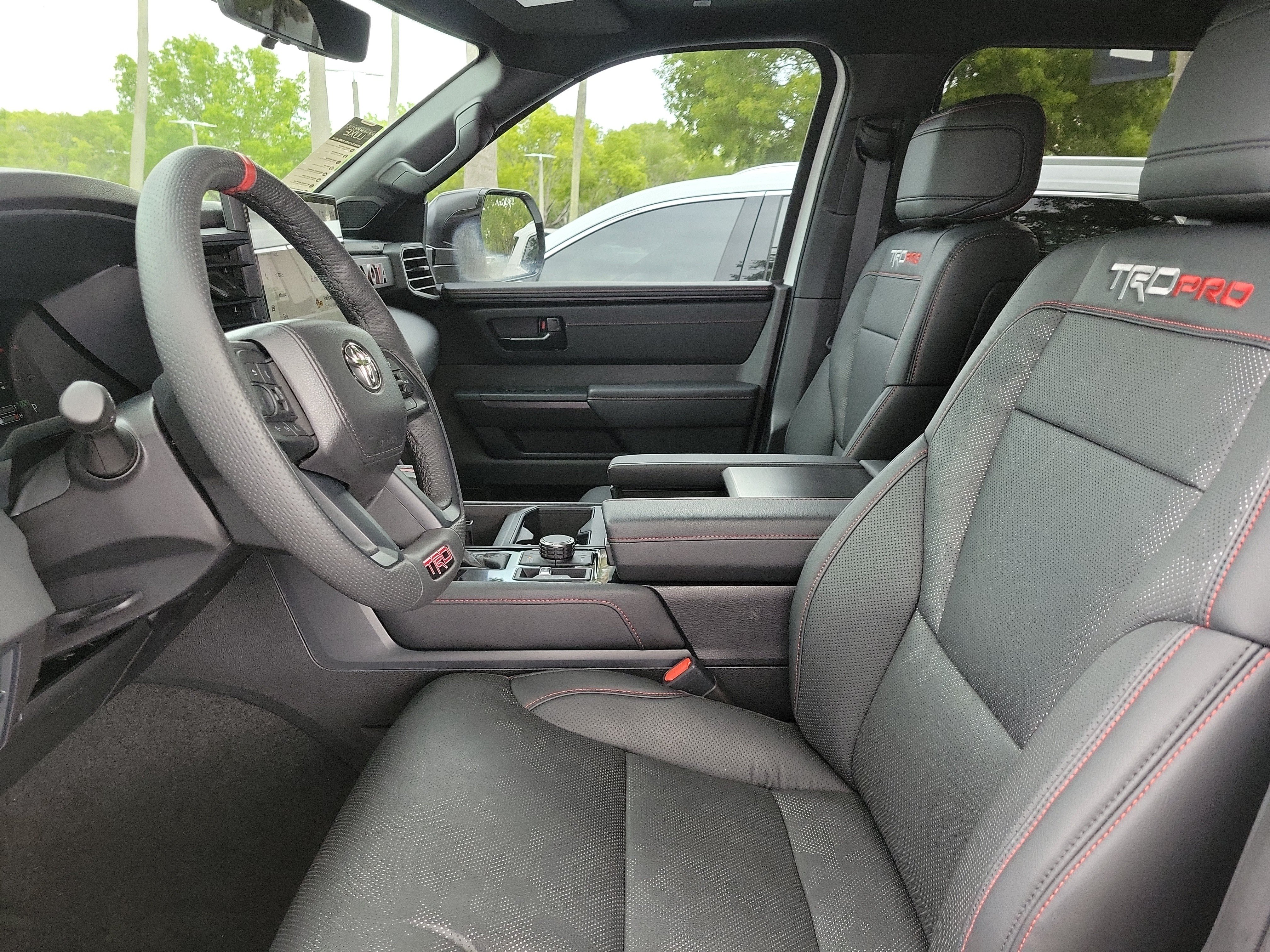 Used 2025 Toyota Tundra TRD Pro AWD/4WD image 12