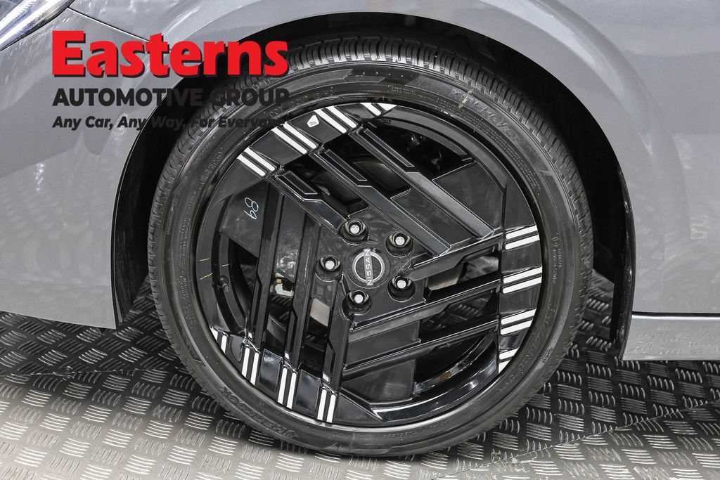 Used 2026 Nissan Sentra SR w/ Floor Mat Package FWD image 31
