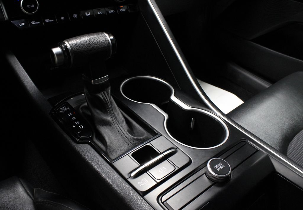 Used 2022 Kia K5 GT-Line FWD image 31