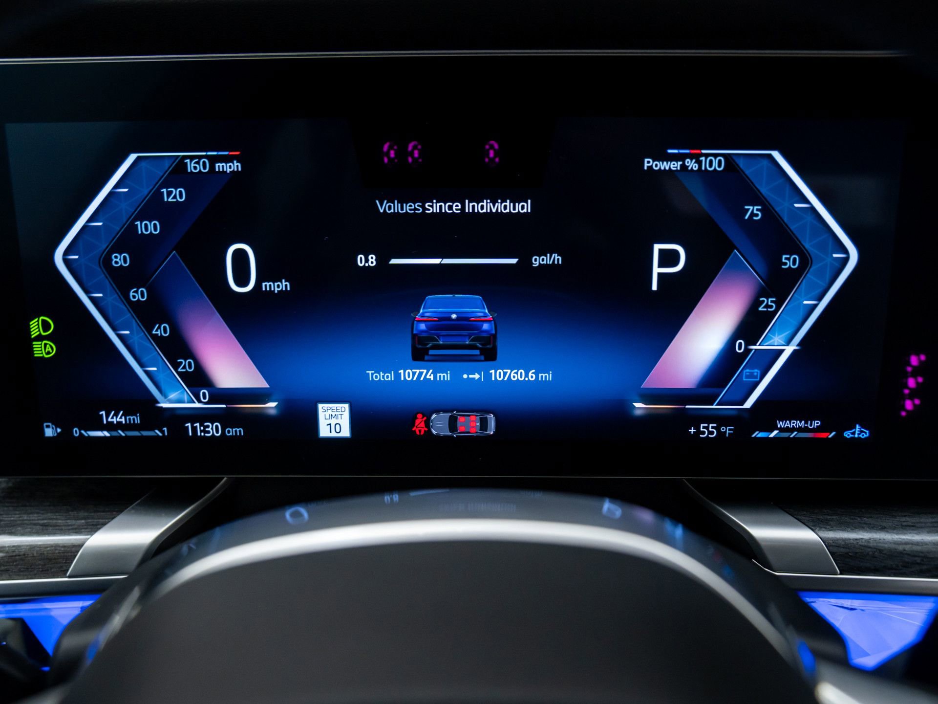 Used 2025 BMW 760i xDrive w/ Executive Package image 23