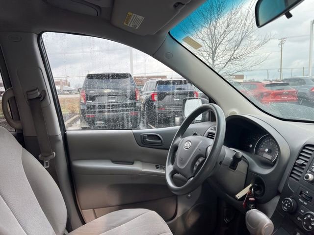 Used 2012 Kia Sedona LX image 32
