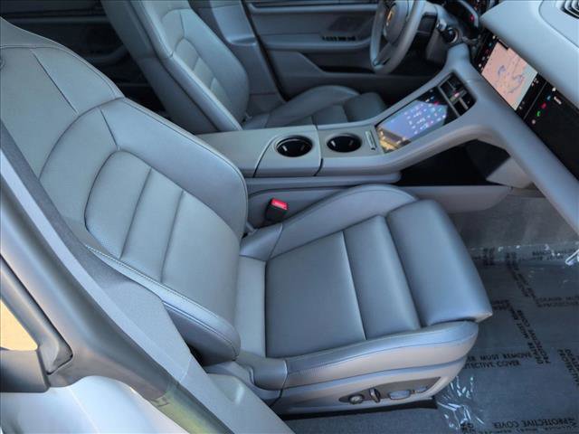 Used 2023 Porsche Taycan 4S image 22