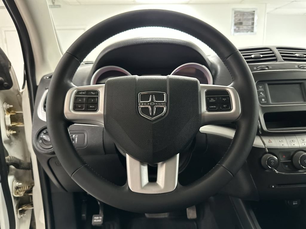 Used 2018 Dodge Journey SXT w/ Connectivity Group FWD image 13