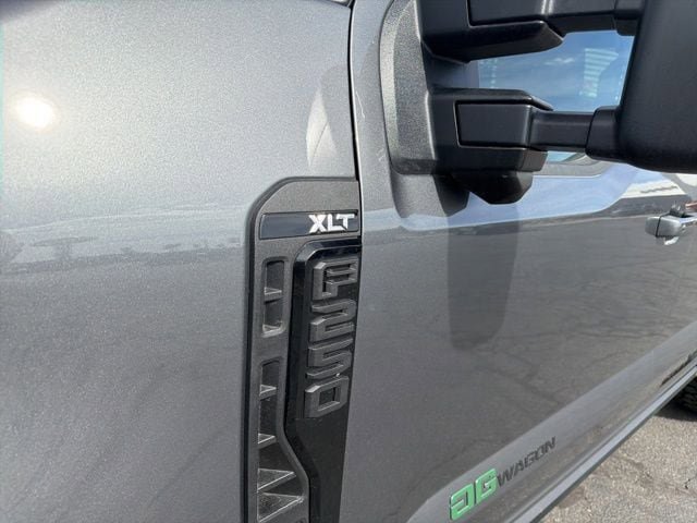 New 2026 Ford F250 XLT w/ XLT Premium Package AWD/4WD image 21