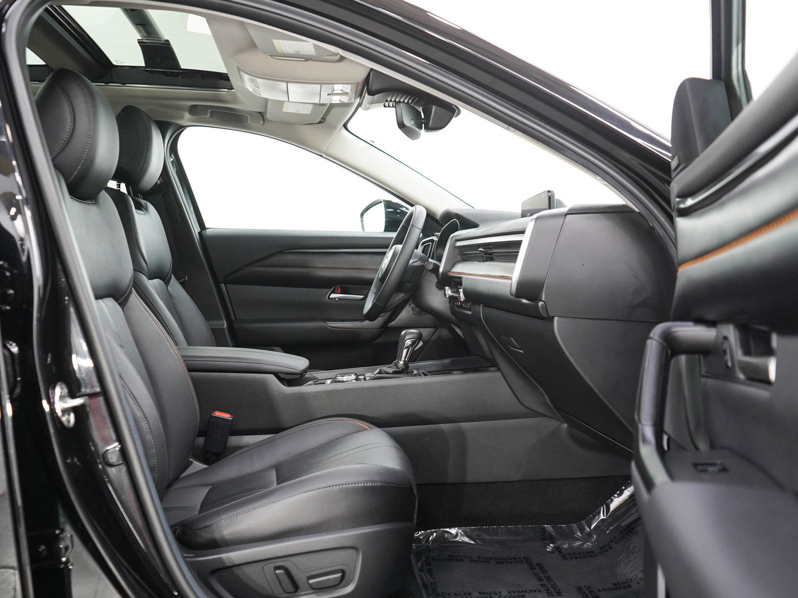 Certified 2026 MAZDA CX-50 AWD 2.5 S w/ Premium Package image 11
