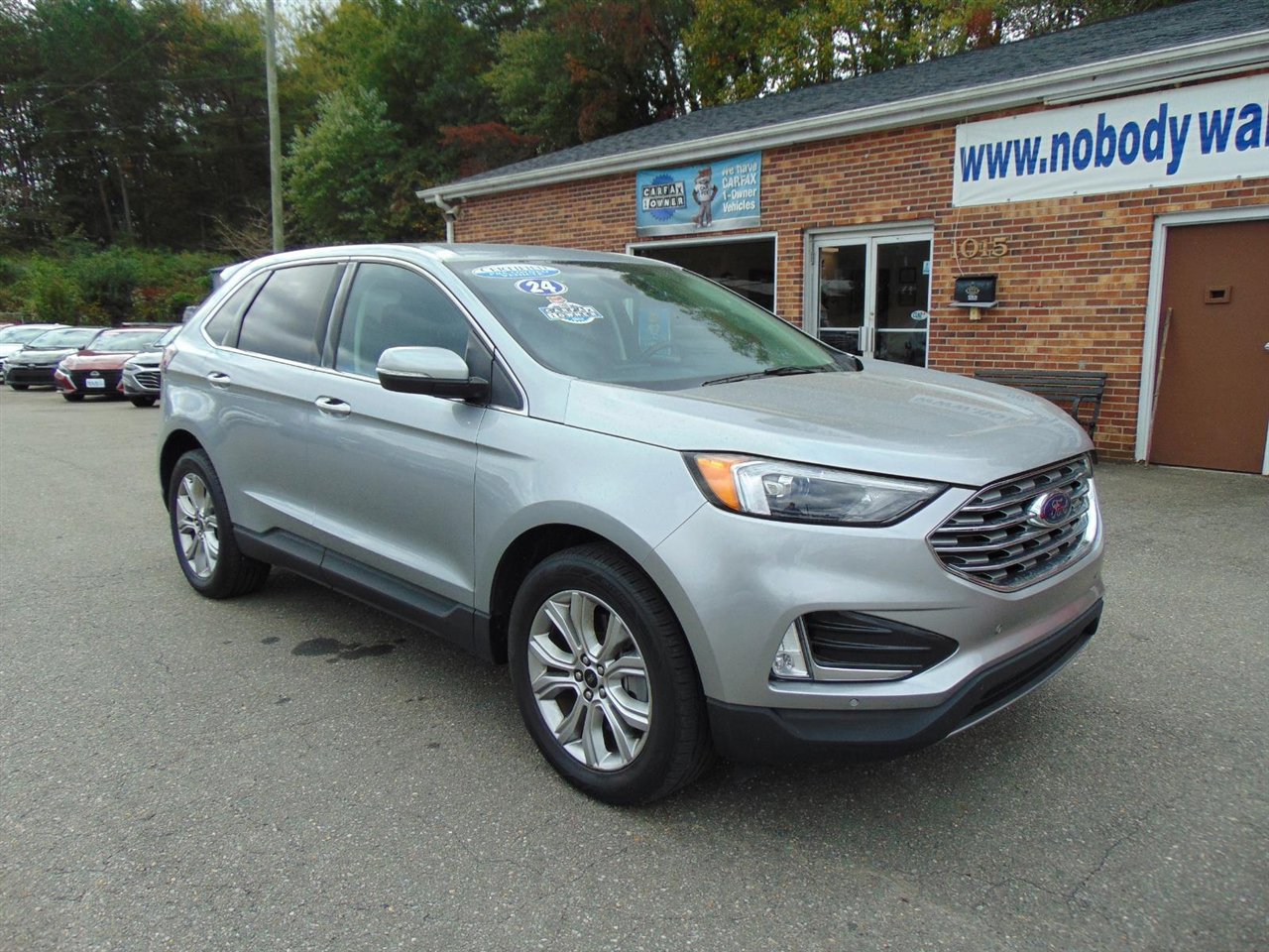 Used 2024 Ford Edge Titanium image 3
