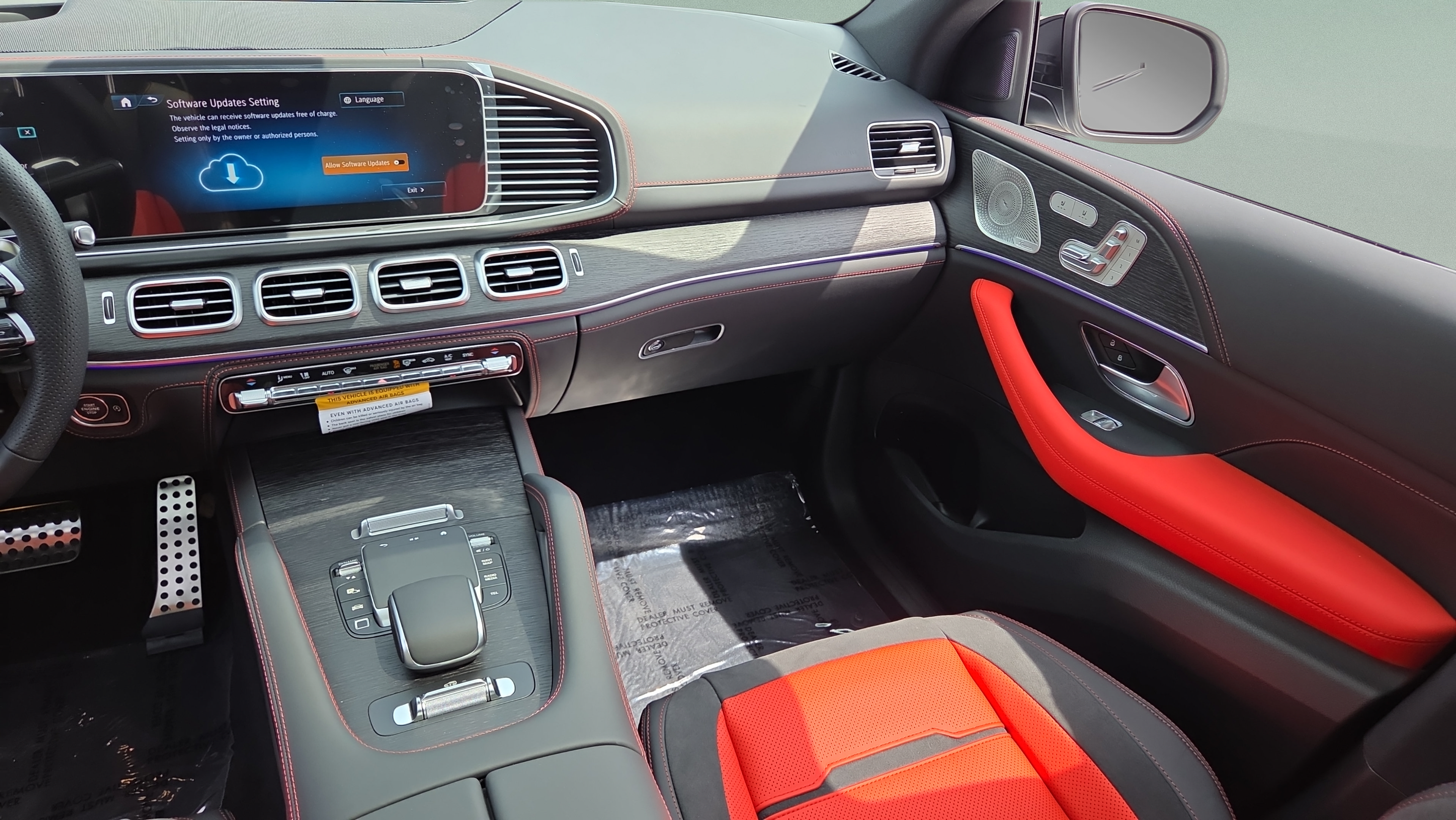 New 2026 Mercedes-Benz GLE 53 AMG 4MATIC Coupe image 13