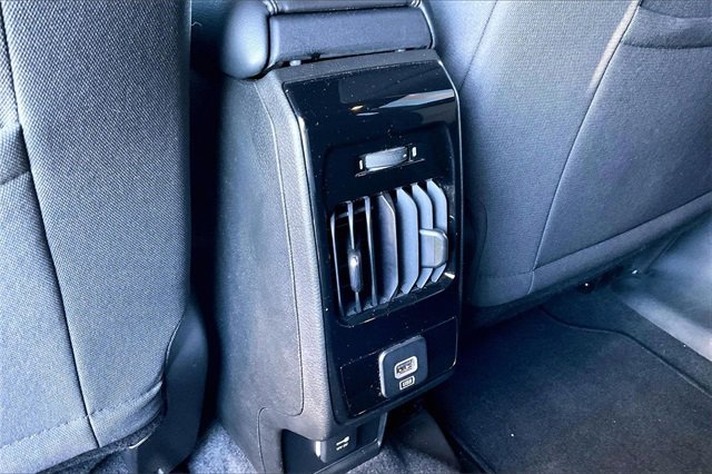 Certified 2025 Jeep Compass Sport image 25