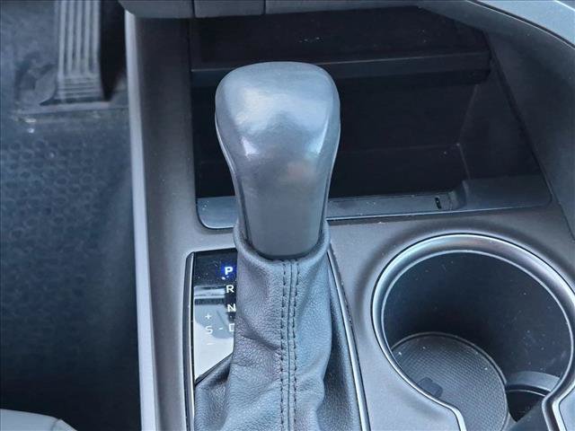 Used 2021 Toyota Camry SE FWD image 12